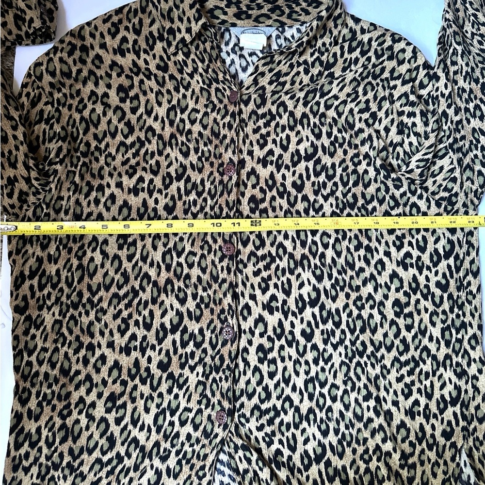 Stonebridge Blouse Women’s Xtra Large Leopard Print Button-Up Long Sleeve - Picture 3 of 7